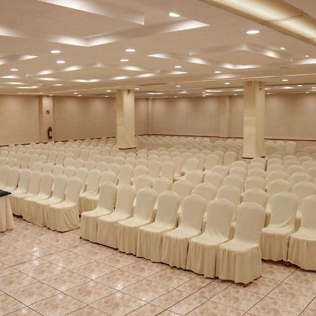 Radisson Hotel & Convention Center 톨루카 외부 사진
