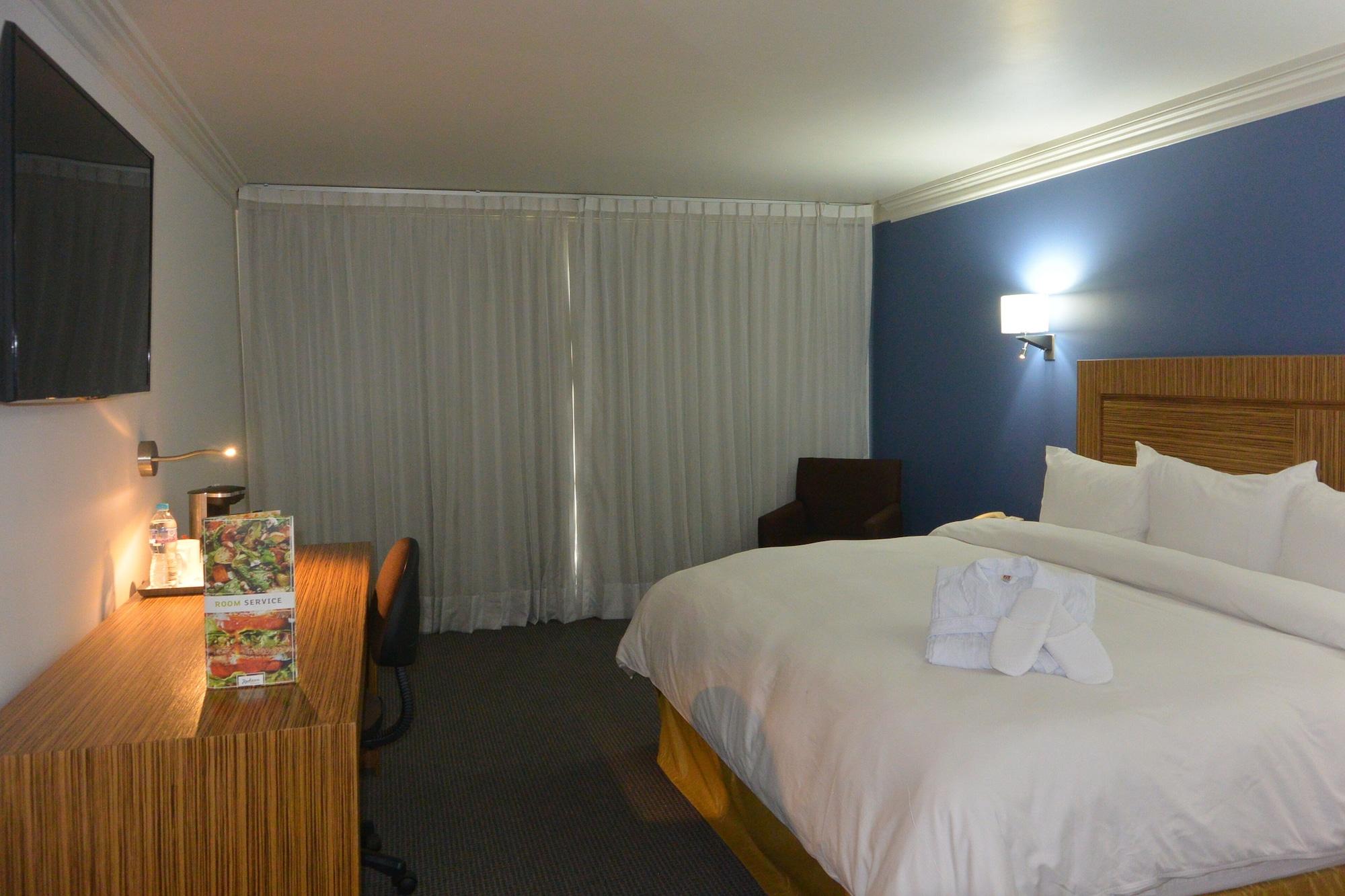 Radisson Hotel & Convention Center 톨루카 외부 사진