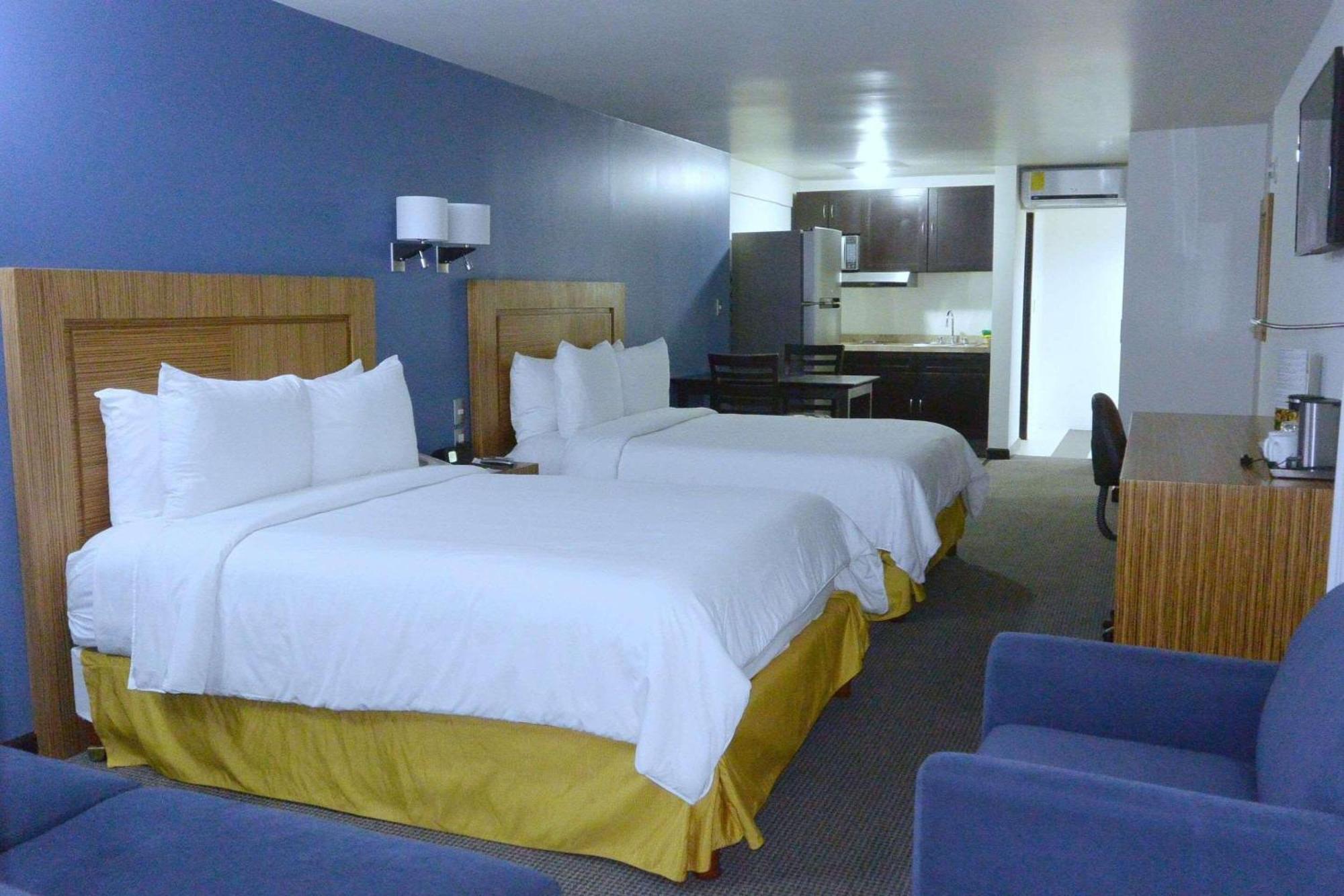 Radisson Hotel & Convention Center 톨루카 외부 사진